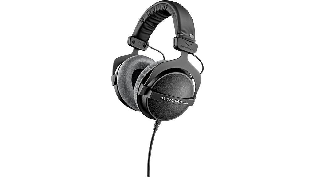 studio headphones with 80 ohm