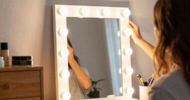 14 Best Hollywood Vanity Mirrors in 2026