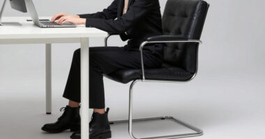 6 Best Desk Chairs for Fashion Creators in 2026