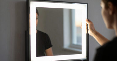 9 Best LED Mirrors for Dressing Rooms in 2026