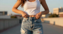 14 Best Hailey Bieber Style Jeans in 2026